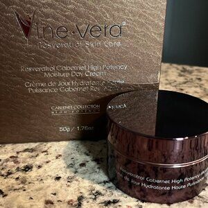 Vine Vera Resveratrol Cabernet High Potency Moisture Day Cream-1.76 fl oz / 50 g